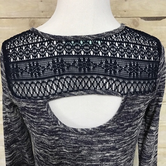 Maurices marled knit cut-out lace trim mock wrap XS top - Picture 7 of 9